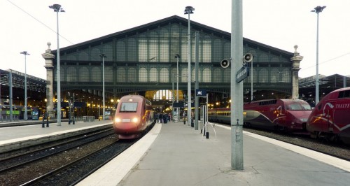 Тут обслуговується приміське сполучення і рух швидкісних поїздів на північний схід Франції, в Бельгії, Німеччини, Нідерландів та Великої Британії