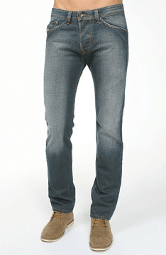 Ось, наприклад, модні бавовняні джинси Diesel - зі знижкою 62% вони коштують трохи більше 5000 рублів