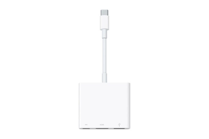 Apple предлагает USB-C Digital AV Multiport Adapter, устройство за 69 долларов, которое также имеет порт USB-A и порт USB-C, предназначенный только для зарядки