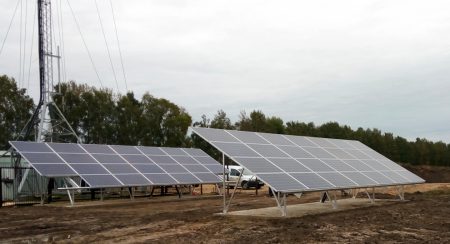 Мобільний оператор velcom побудував першу в Білорусі базову станцію зв'язку, що працює на сонячній енергії